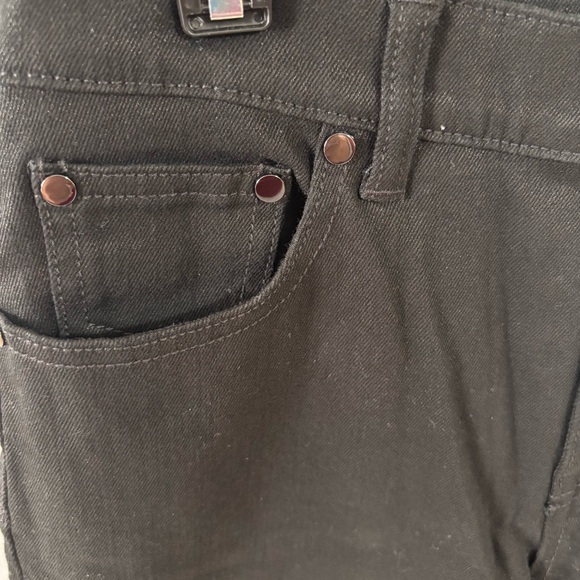 NWT BCBGMaxAzria Women’s Black Jeans with a Subtle Sheen - Sz 26 - Picture 4 of 9